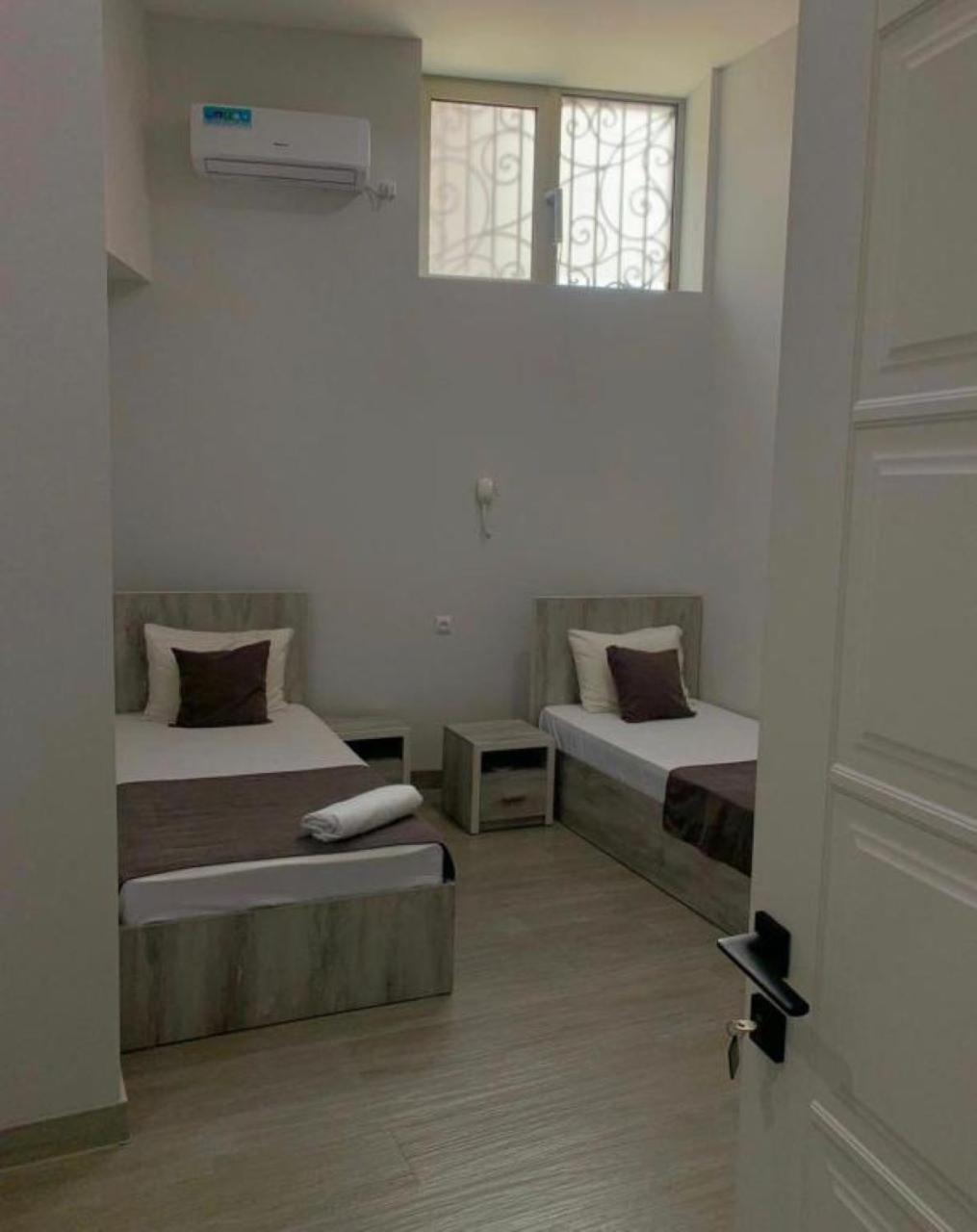 Hotel Menua Ереван Стая снимка