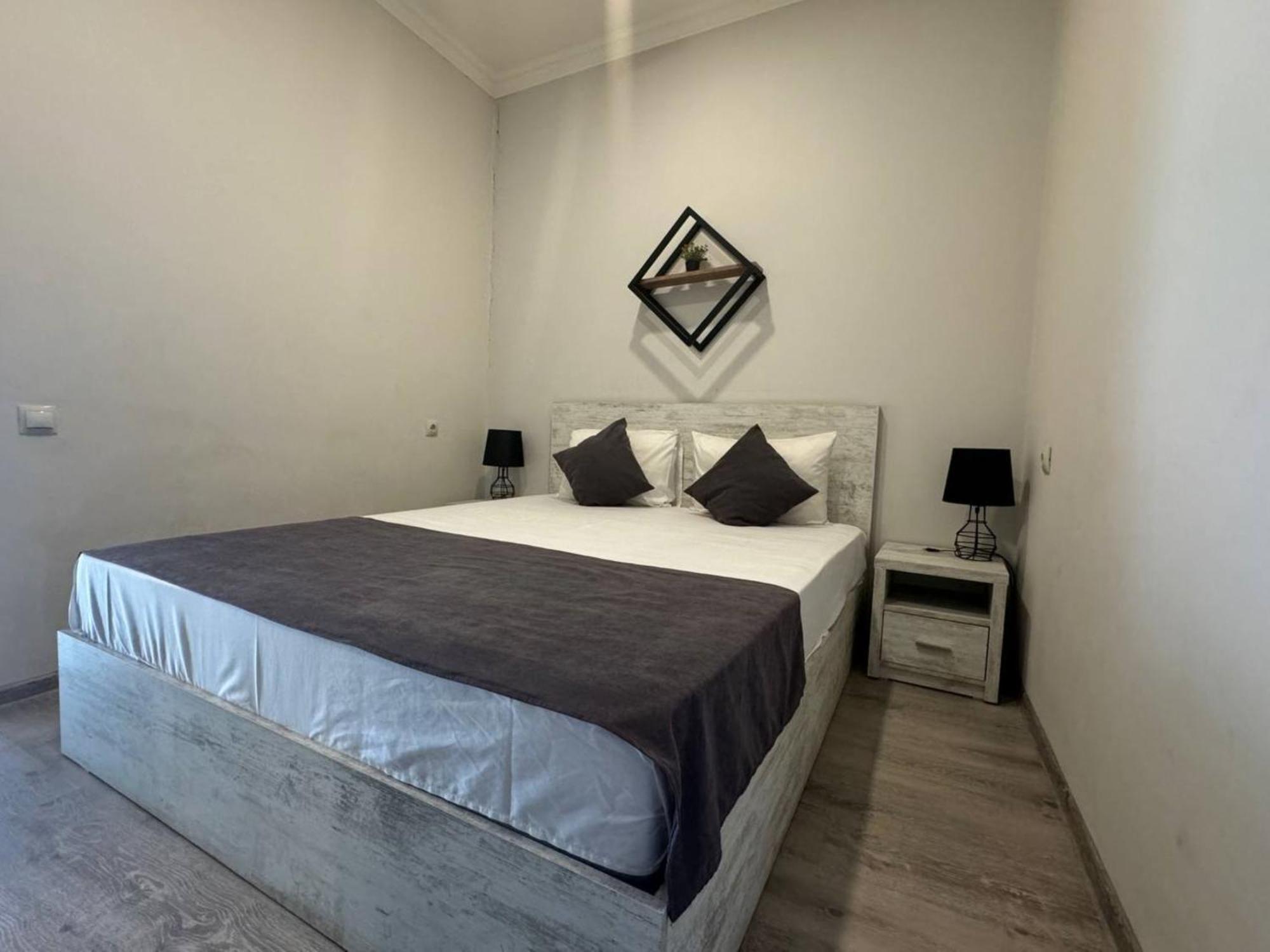Hotel Menua Ереван Екстериор снимка